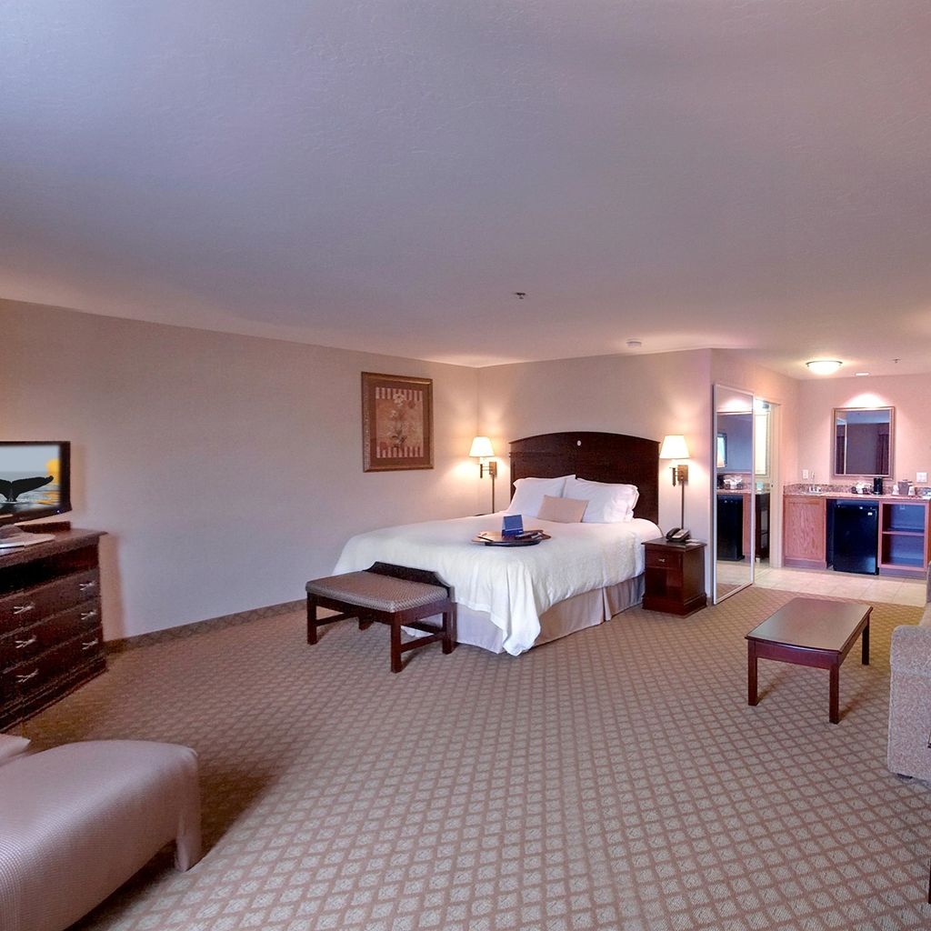 Hampton Inn & Suites Farmington Room photo